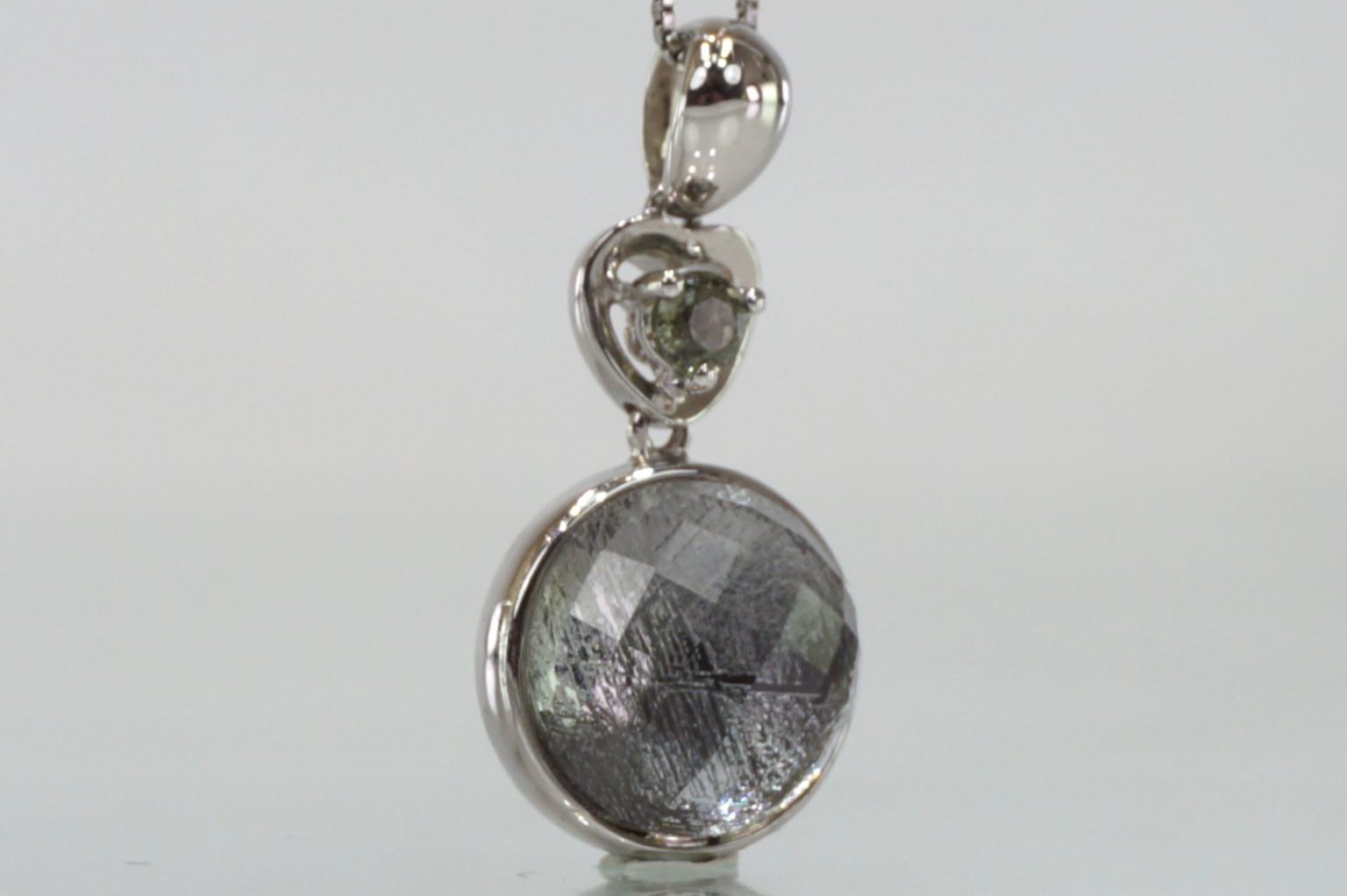 meteorite-pendant-top10