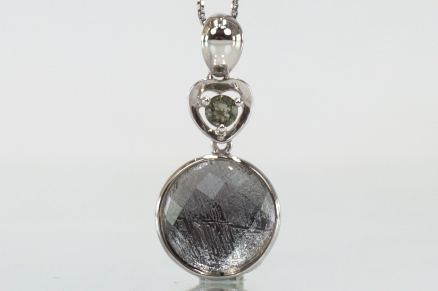 meteorite-pendant-top10