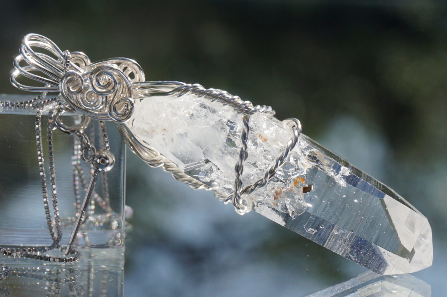 sentient-plasma-wirependant28