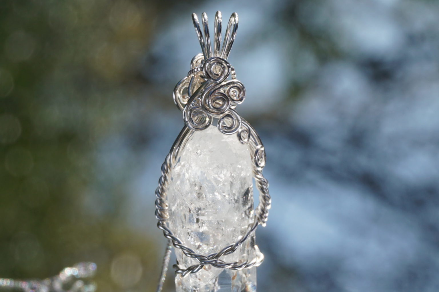 sentient-plasma-wirependant28