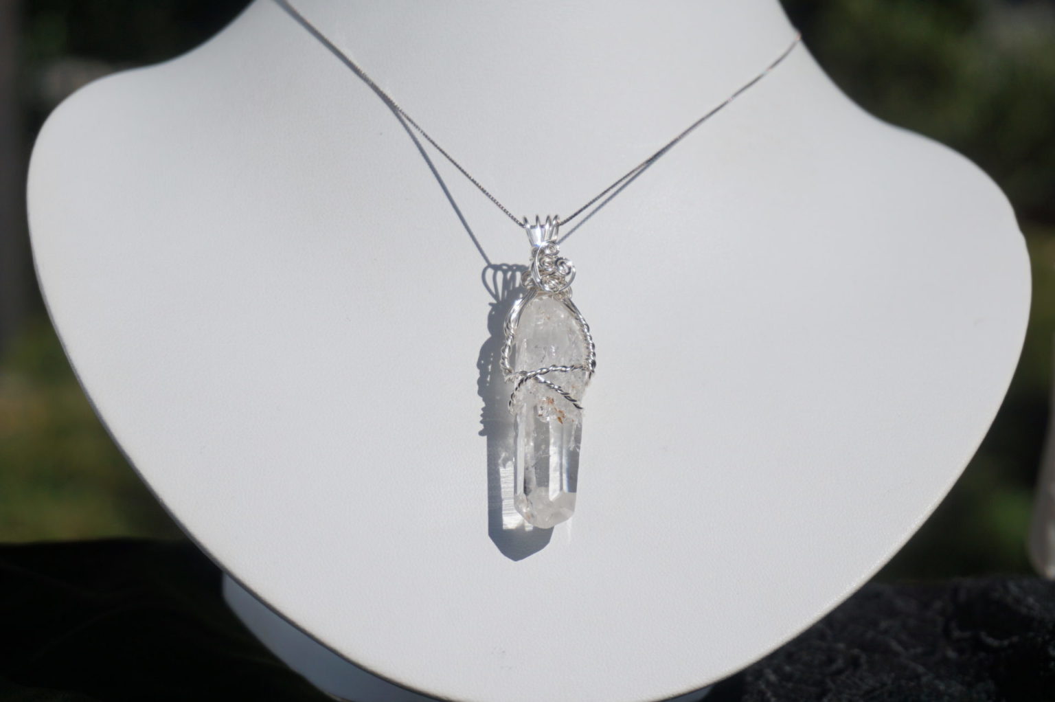 sentient-plasma-wirependant28