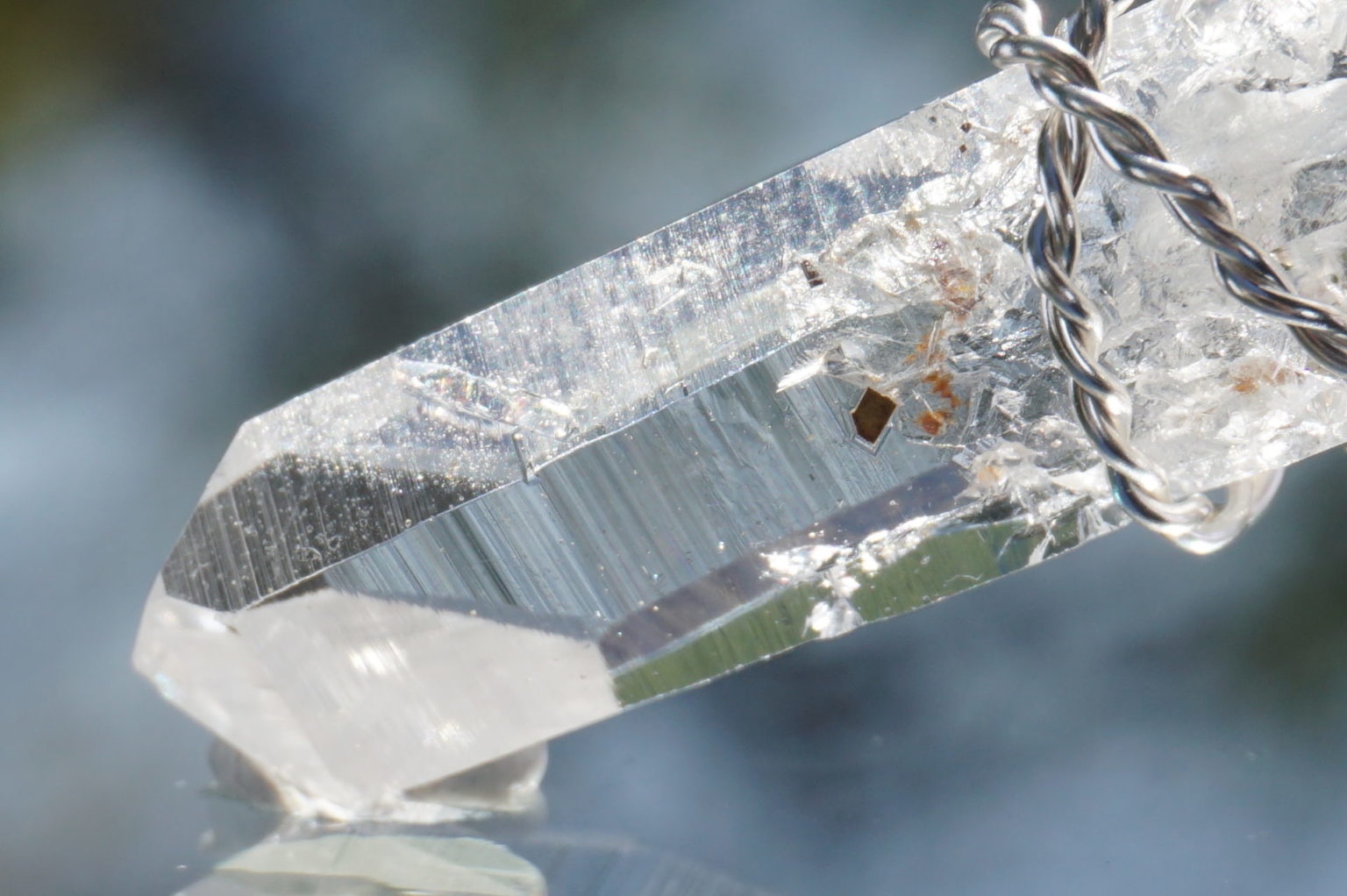 sentient-plasma-wirependant28