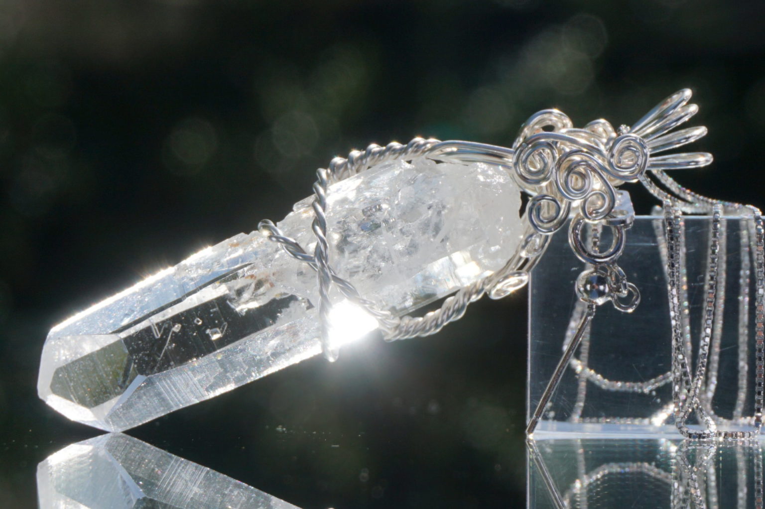 sentient-plasma-wirependant28