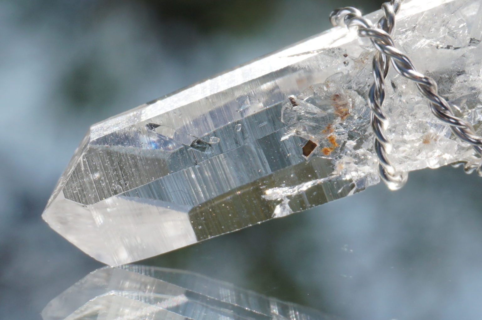 sentient-plasma-wirependant28