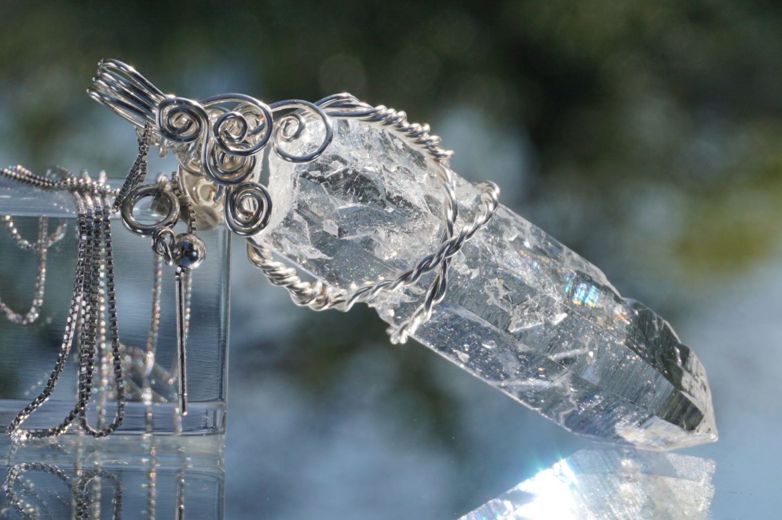 sentient-plasma-wirependant29