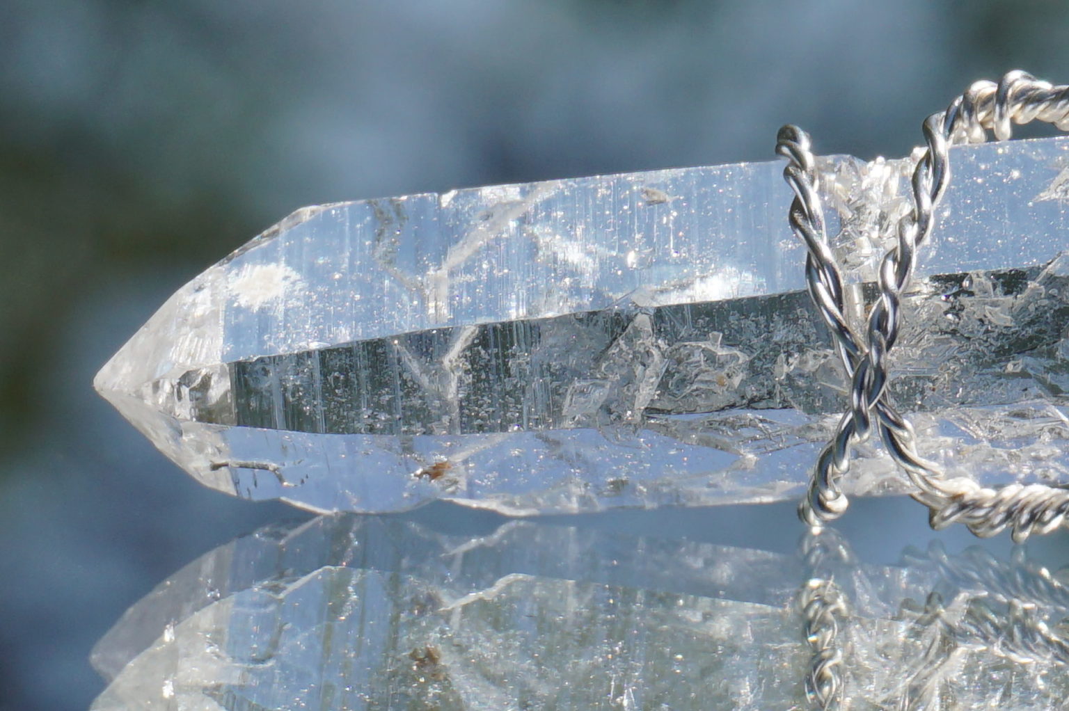 sentient-plasma-wirependant29