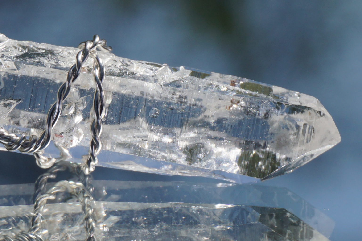 sentient-plasma-wirependant29