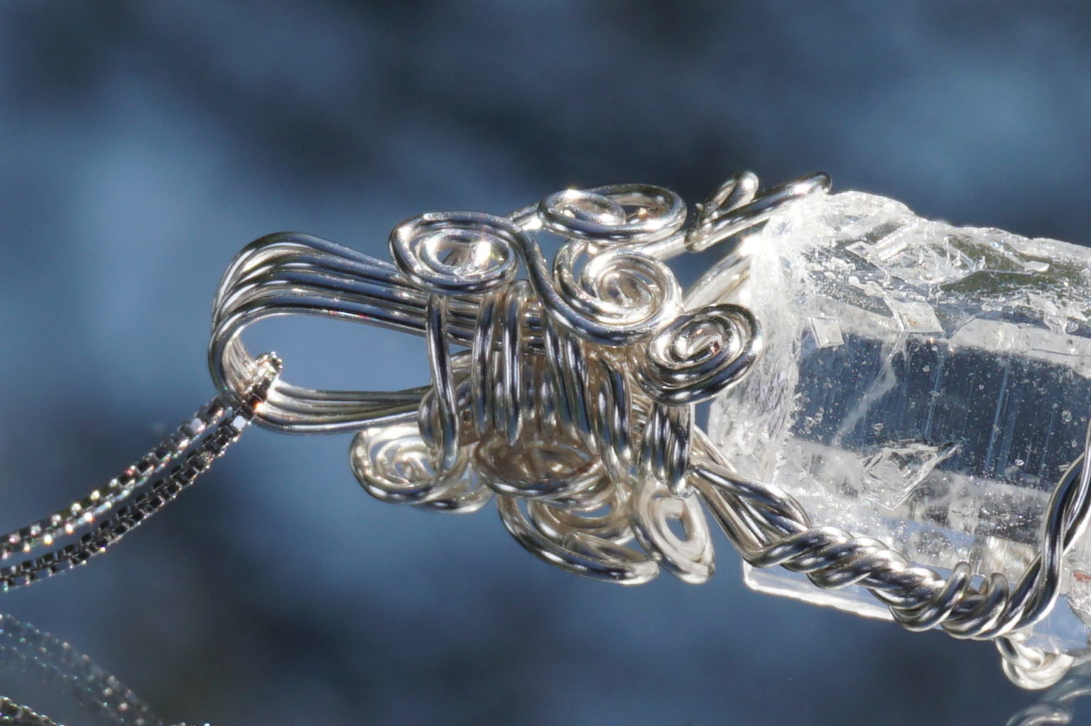 sentient-plasma-wirependant29