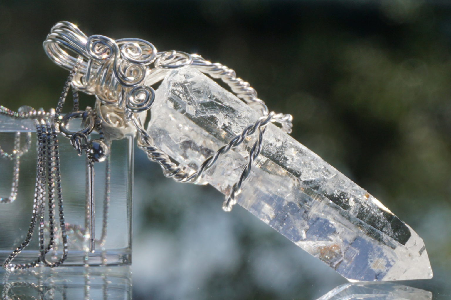 sentient-plasma-wirependant29