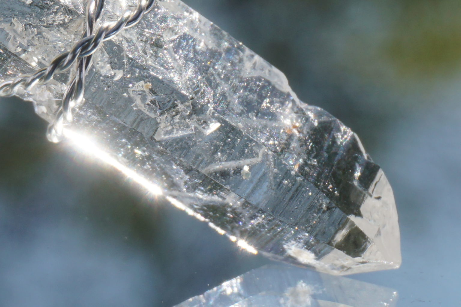 sentient-plasma-wirependant29