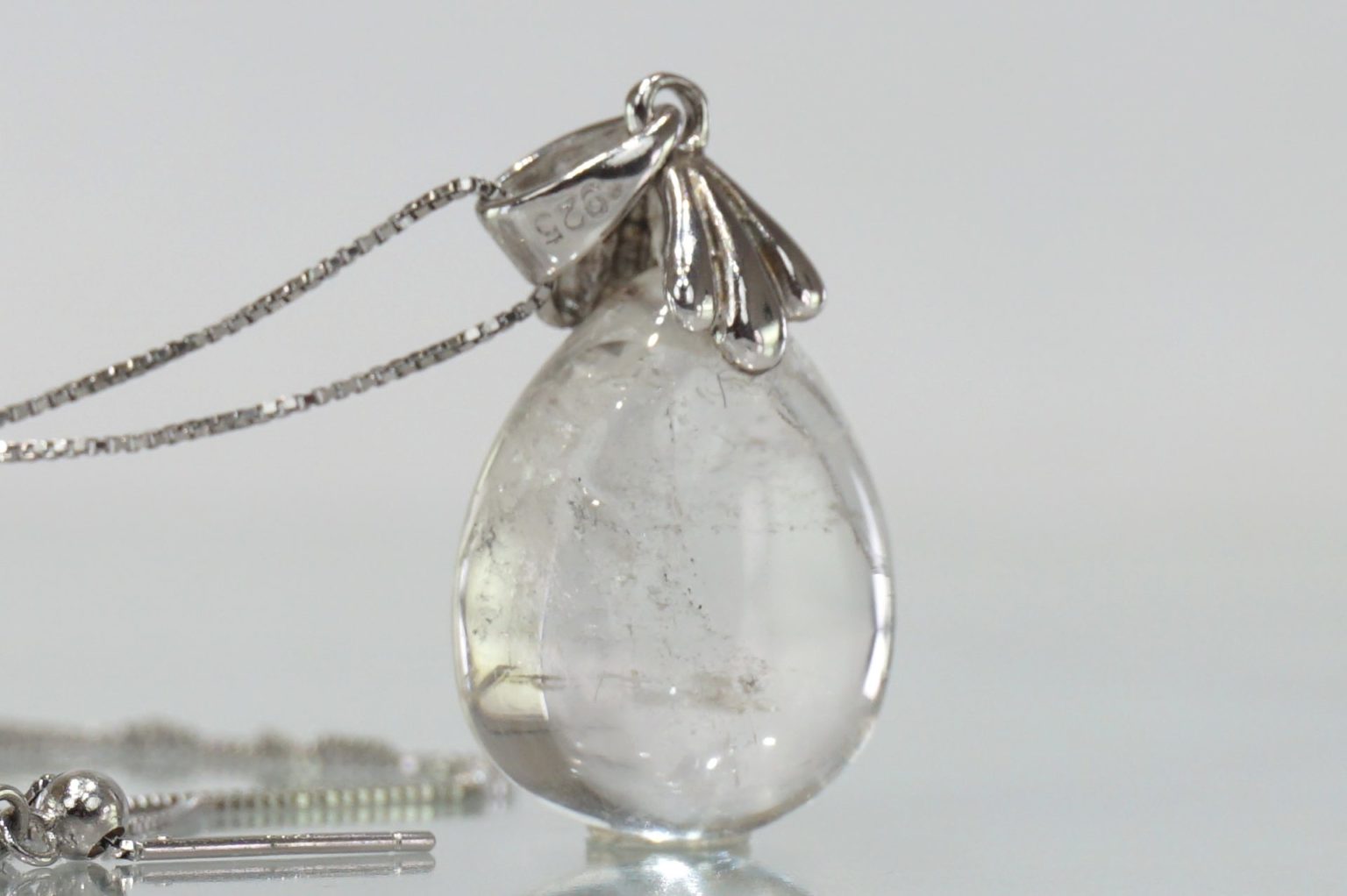 zagi-mountain-quartz-pendant08